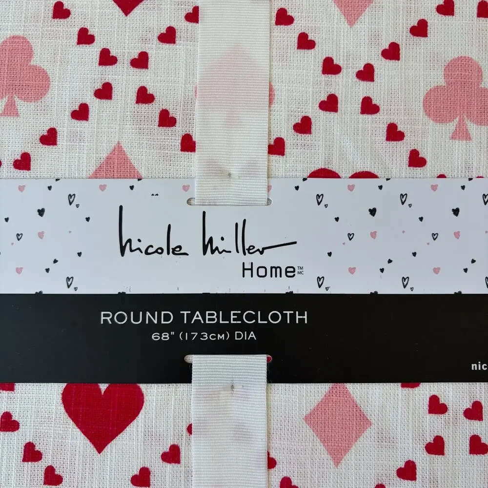 Nicole Miller Queen of Hearts Tablecloth 68in Round Pink Red Valentines Day New
